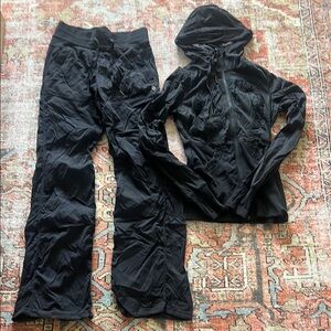 Lululemon dance studio jacket pants set size 6 black, great condition